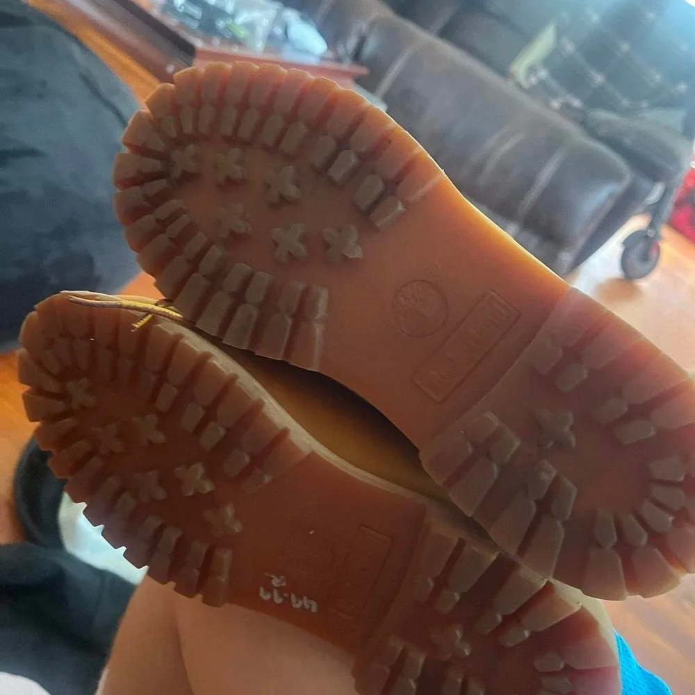 Timberland classic Boots size 8.5w